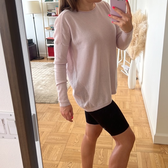 Vince. XS - Picture 7 of 10